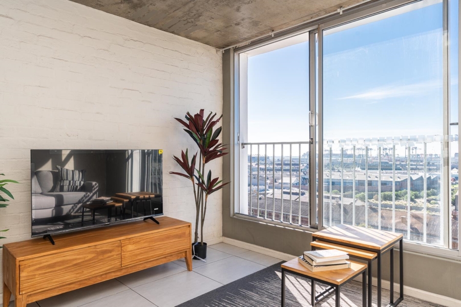 1 Bedroom Property for Sale in Woodstock Western Cape